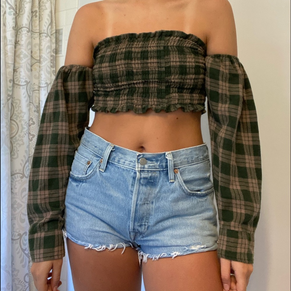 LF Off the shoulder top